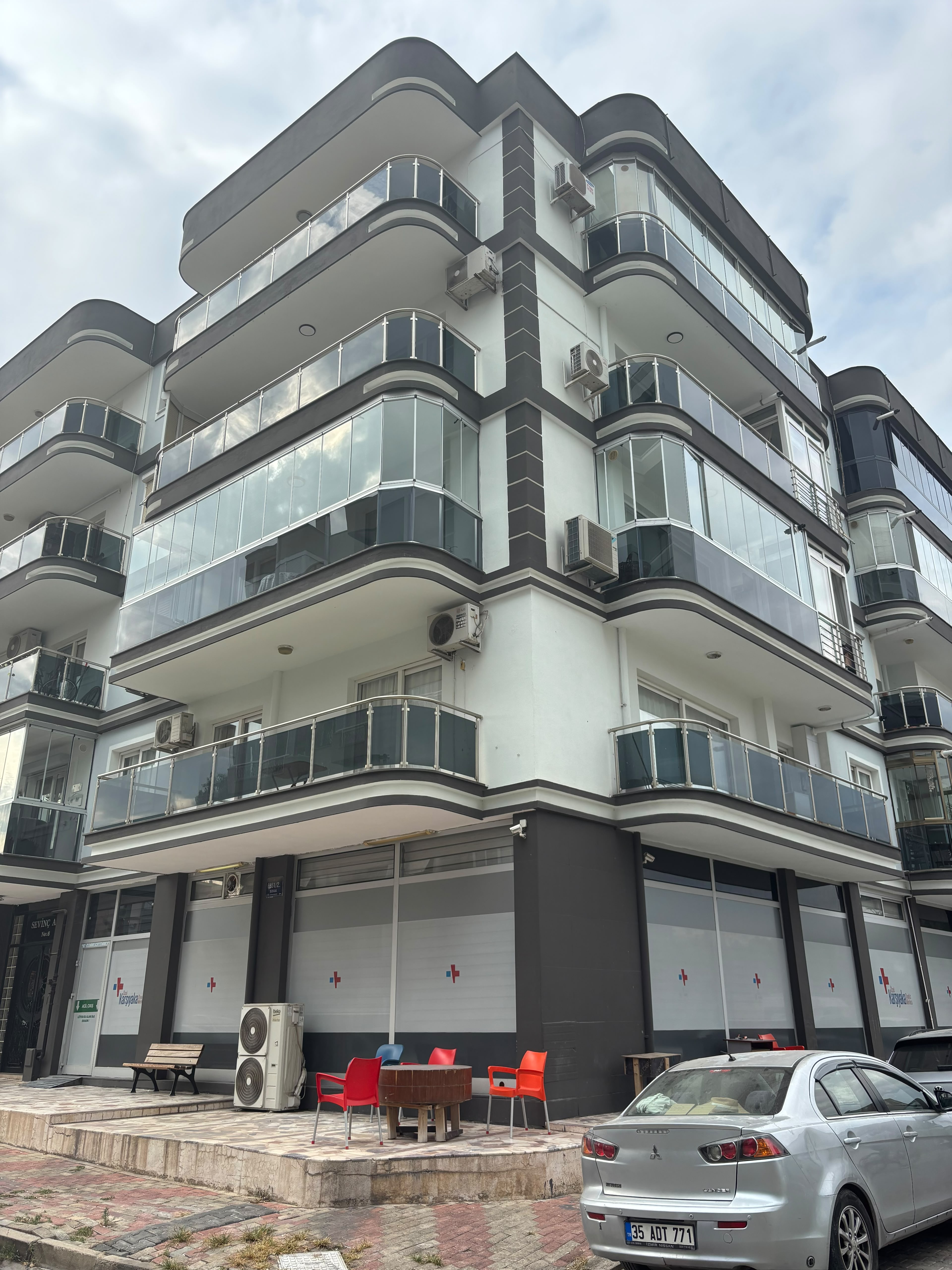 Sevinç Apartmanı — Konut Yapısı